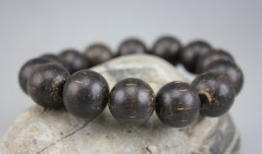 沉香吃瓜爆料图片高清壁纸,揭秘沉香吃瓜爆料瞬间，视觉冲击力十足！